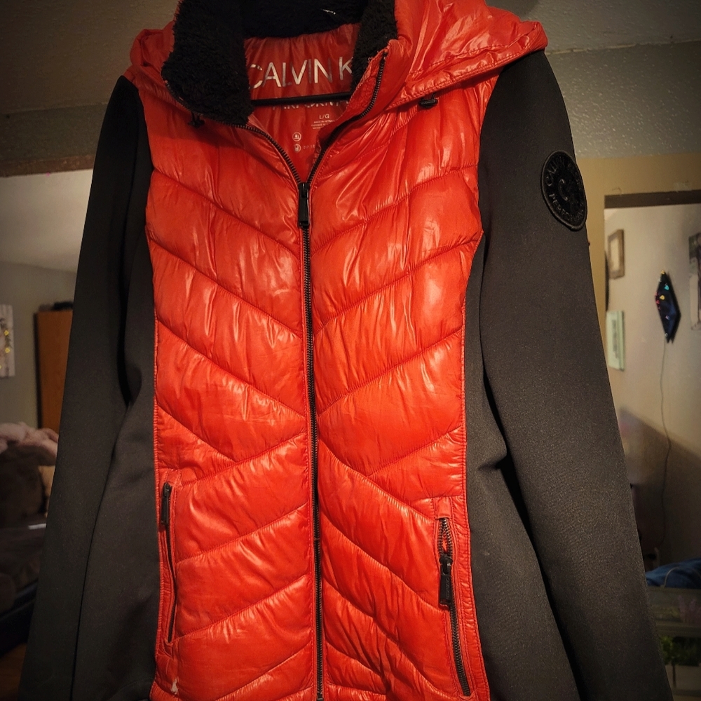 Size large women's Calvin Klein performance winter coat